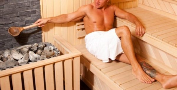 У любителей жаркой бани или сауны проблемы с потенцией возникают гораздо чаще